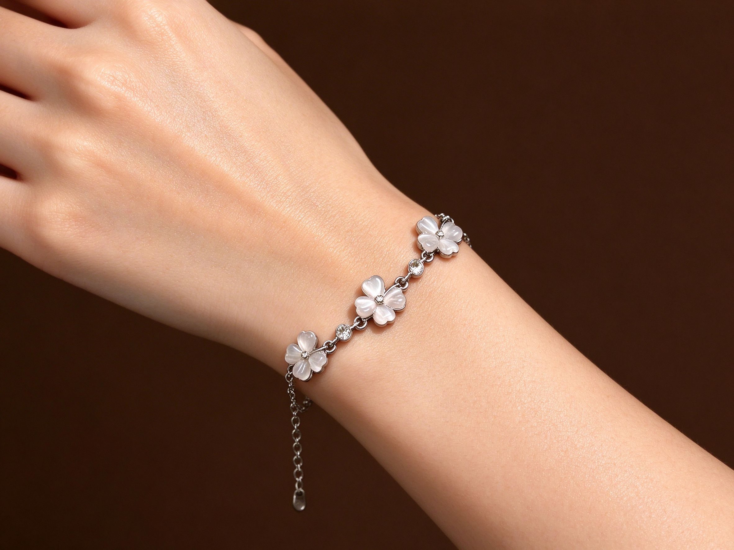 White Cats Eye Four Leaf Clover Bracelet - Silver Lucky Clover Chain Bracelet for Women